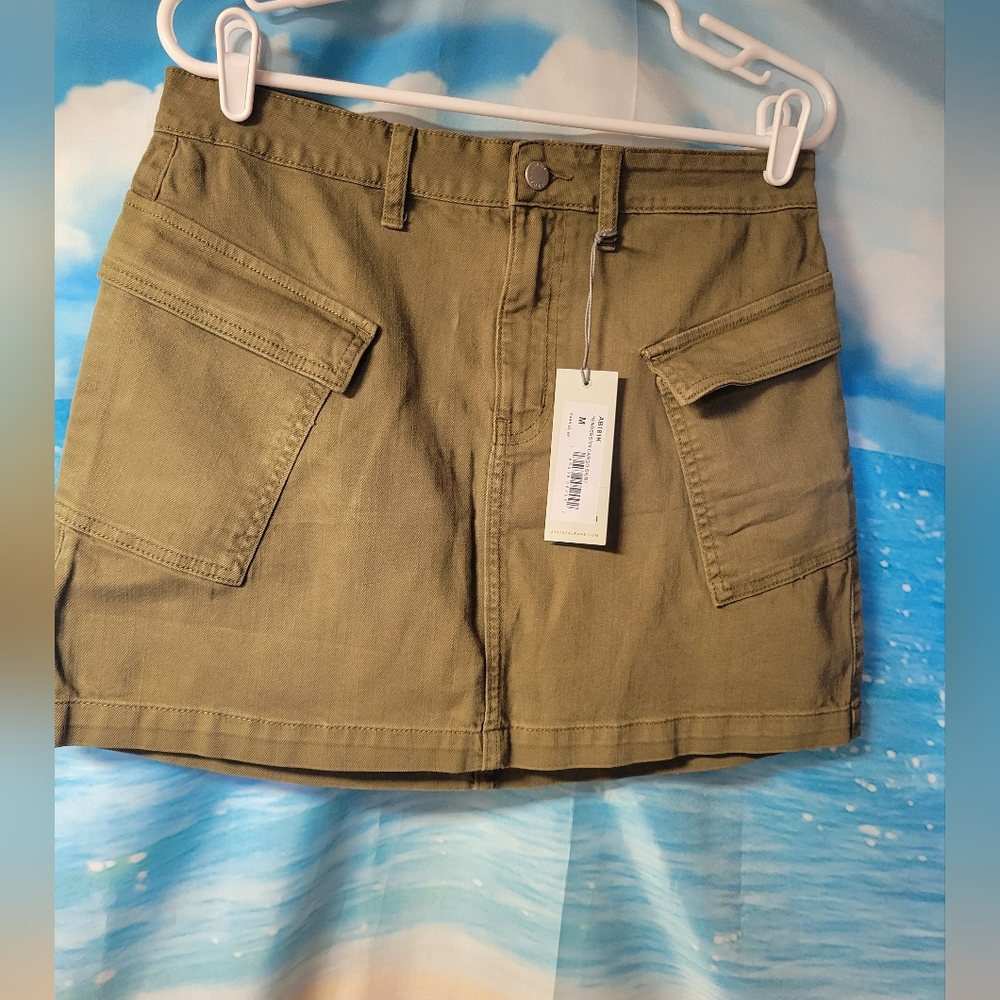Just usa NWT Henderson Dark Olive Cargo Mini Skirt‎ Size Medium